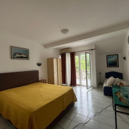 بودفا Studio Apartments Kul المظهر الخارجي الصورة