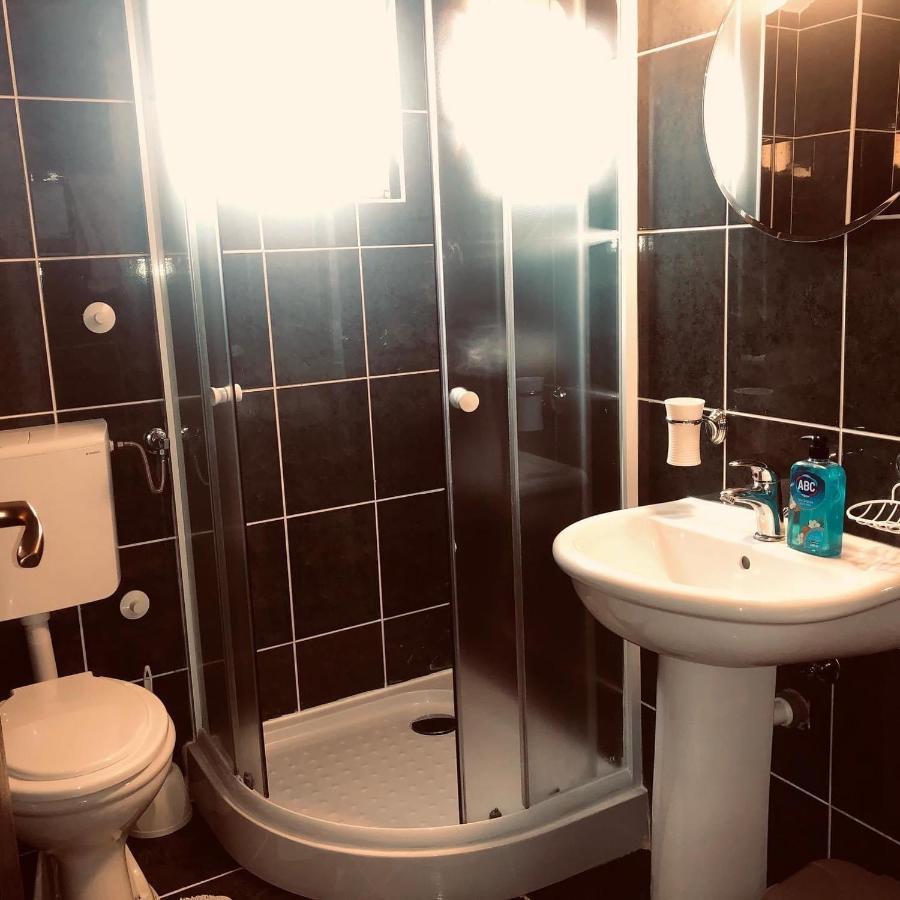 بودفا Studio Apartments Kul المظهر الخارجي الصورة