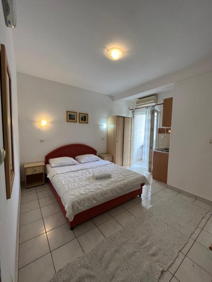بودفا Studio Apartments Kul المظهر الخارجي الصورة