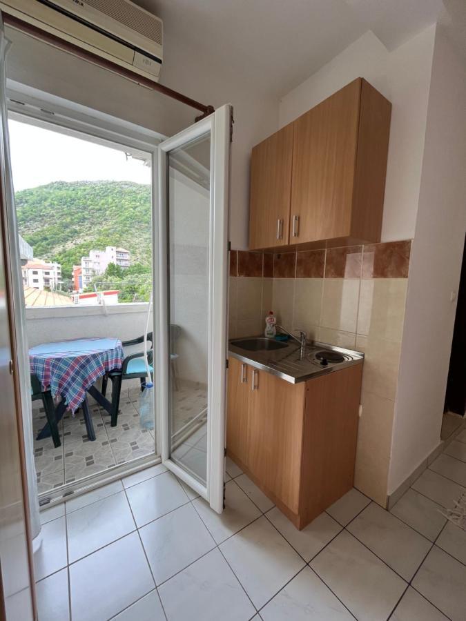 بودفا Studio Apartments Kul المظهر الخارجي الصورة